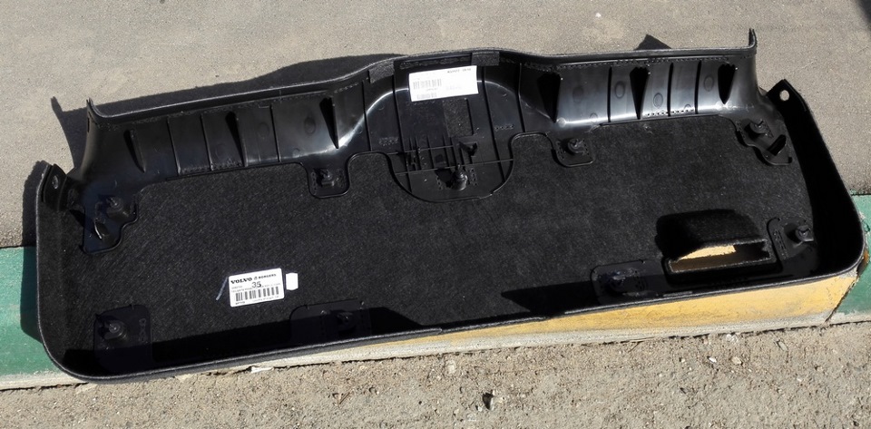 Теперь крышку можно отложить в сторону — Volvo XC70 III