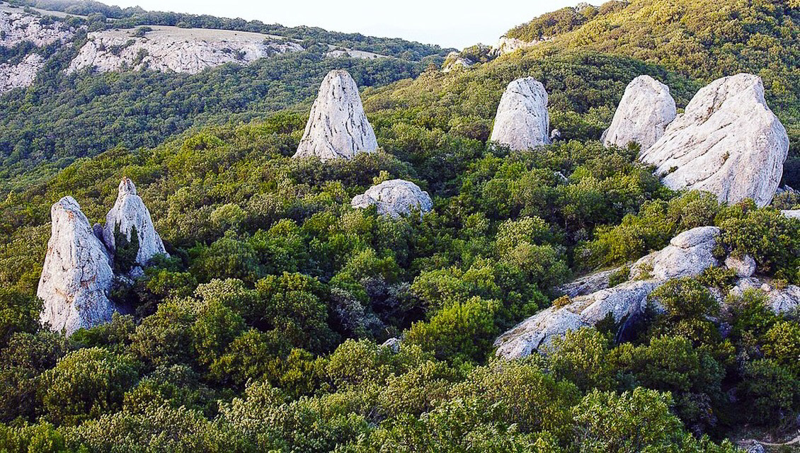 Храм солнца севастополь. Храм солнца в Крыму Ласпи. Храм солнца Форос. Крымский Стоунхендж храм солнца.