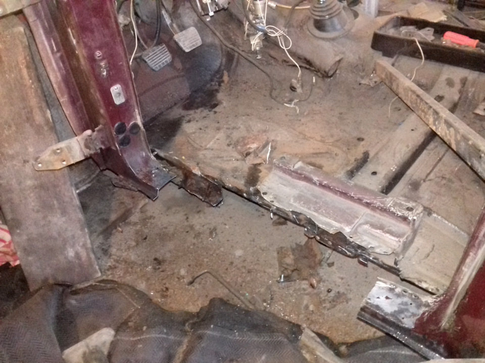 Замена коробов\\порогов — ГАЗ 24, 2,4 л, 1970 года | кузовной ремонт ...