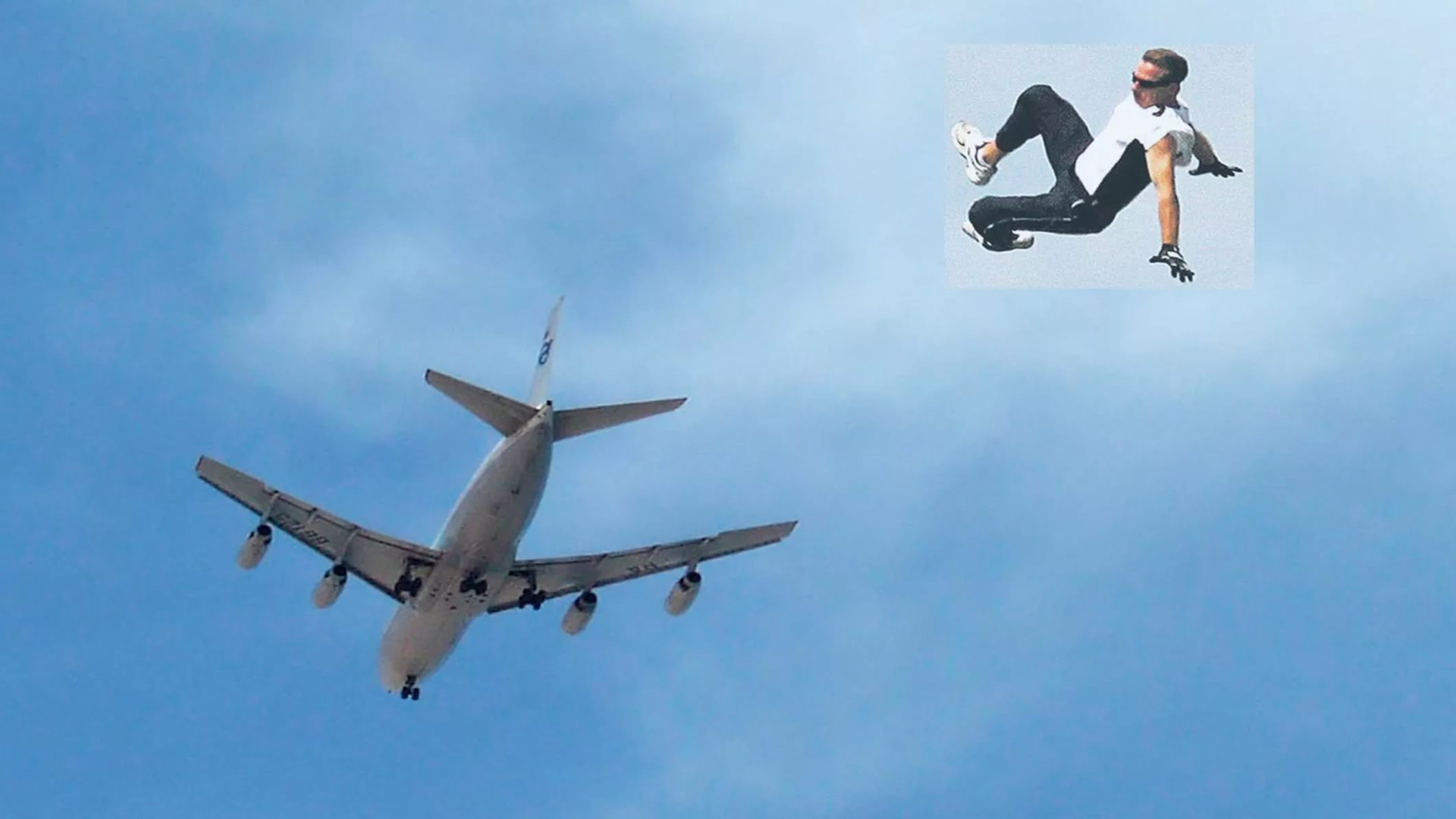 Люди выпрыгивали из самолета. Человек падает из самолета. Прыгает с самолета. Человек прыгает из самолета. Выпрыгивает из самолета.