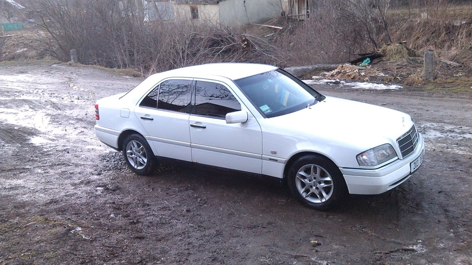 No Reserve 1991 Mercedes Benz 300d 2 5 Turbodiesel For Sale On Bat