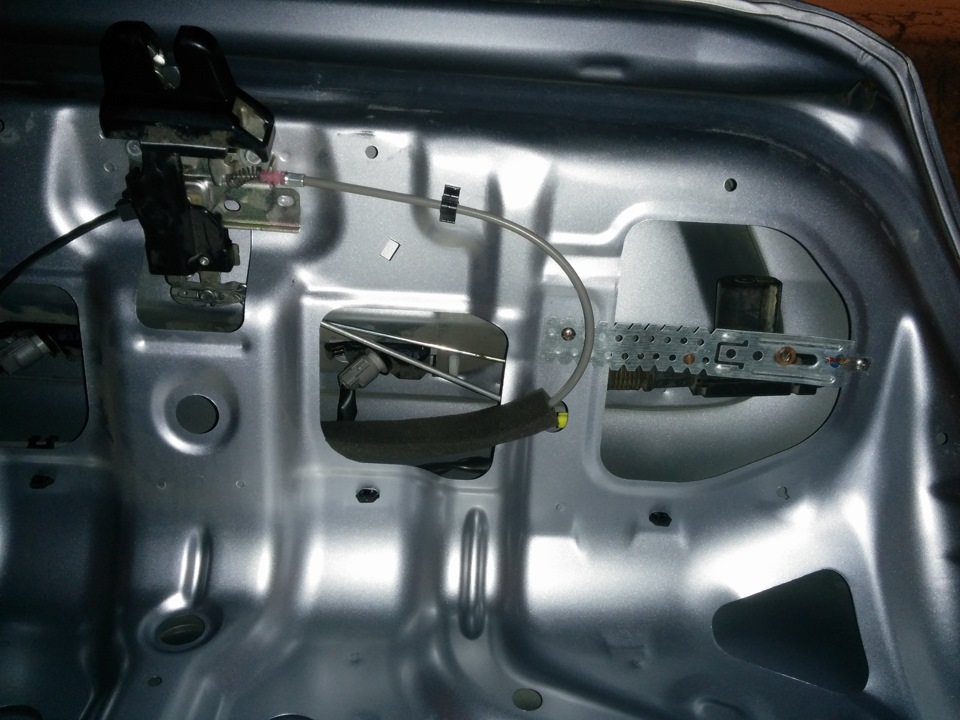 Открывание багажника с кнопки брелока (часть2) — Mitsubishi Lancer IX ...