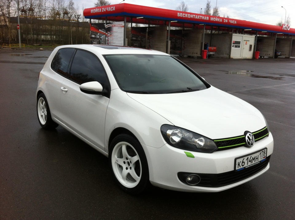 Гольф 2011 купе GTI