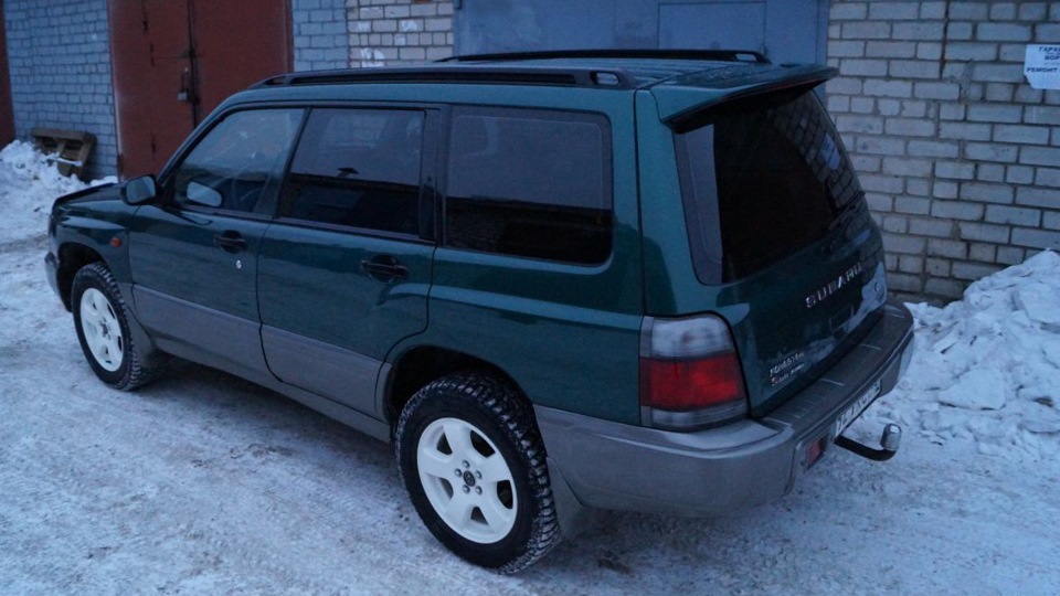 Subaru Forester Zеленый Zмей