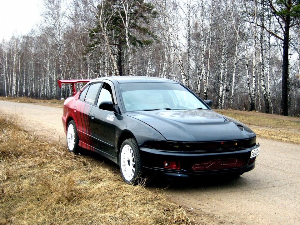 Митсубиси галант годы выпуска. Митсубиси Галант 1999. Mitsubishi Galant 1999. Галант 8 1999. Митсубиси Галант 1999 года.