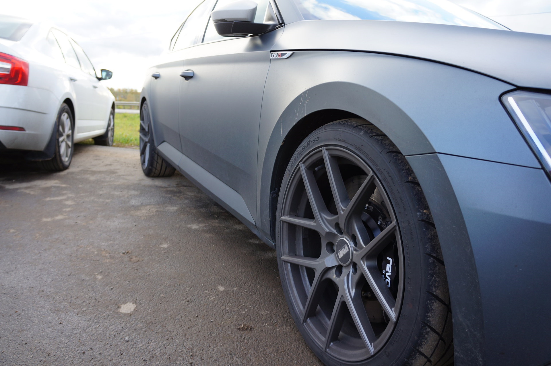 Octavia stage 2. Octavia Stage 3 резина. Skoda Superb mk3 r19. Skoda Octavia Stage 2.