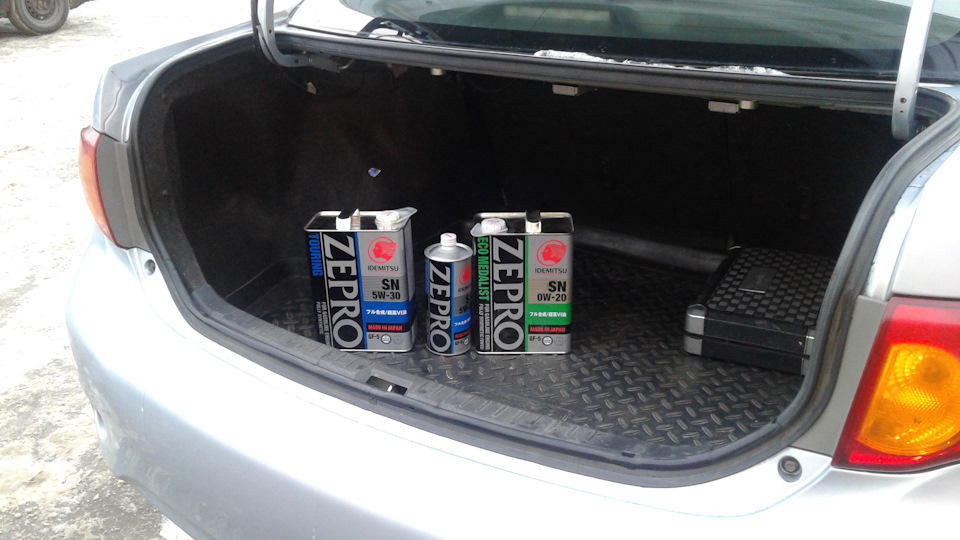 Замена масла при покупке автомобиля. — Toyota Corolla (140/150), 1,6 л ...