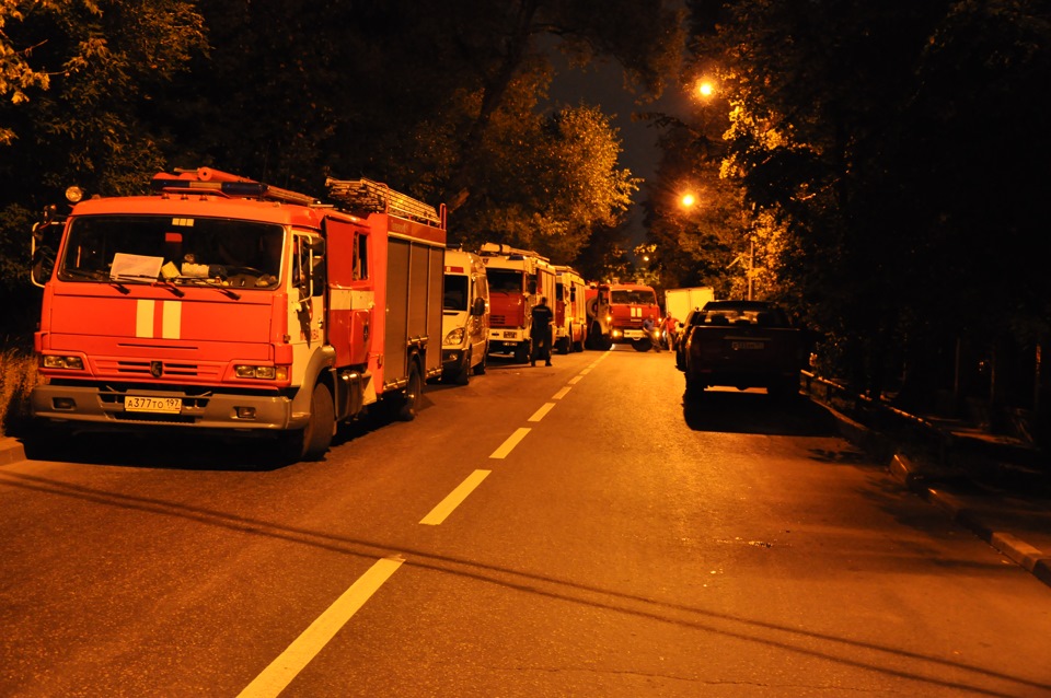 пожар в усадьбе Нарышкиных 05 08 2014 — DRIVE2