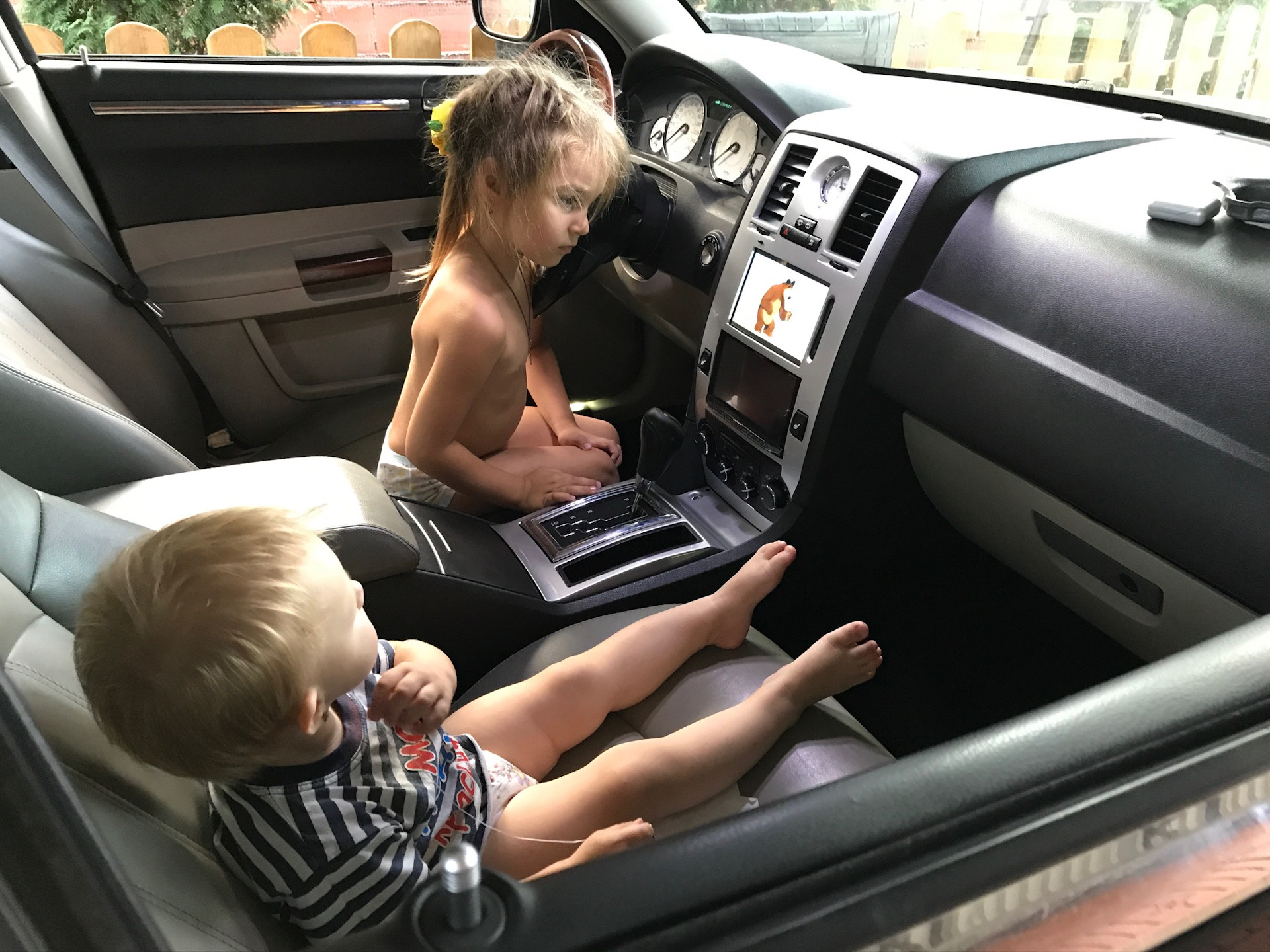 Не переключается селектор АКПП с положения Р — Chrysler 300 (300C) (1G ...