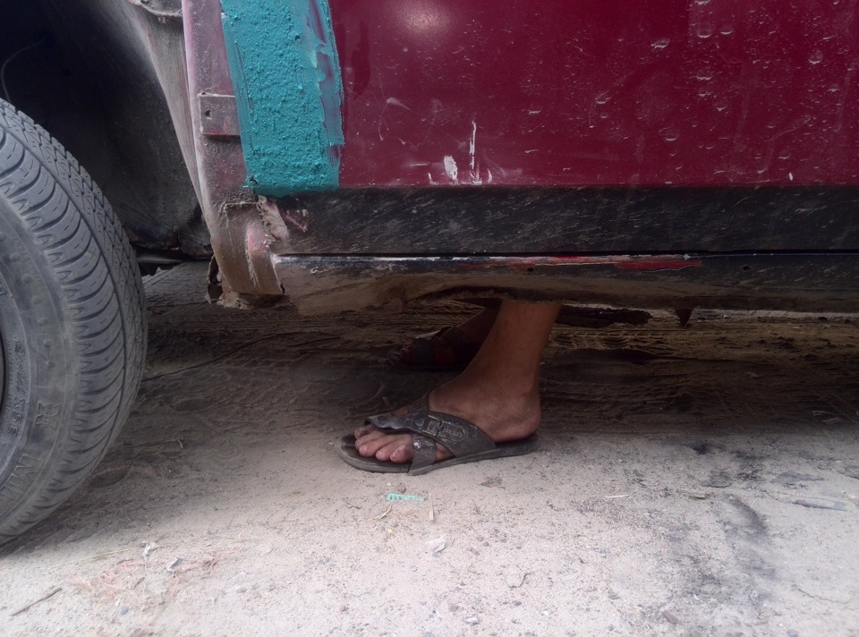 Так сказать немножко прогнило днище… — Volkswagen Passat B2, 1,6 л ...