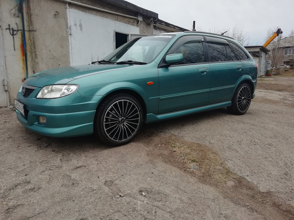 Мазда фамилия размер. Mazda familia s-Wagon диски r16. 195/55 R16 Mazda familia. Мазда фамилия на 17 дисках. Мазда familia диски.