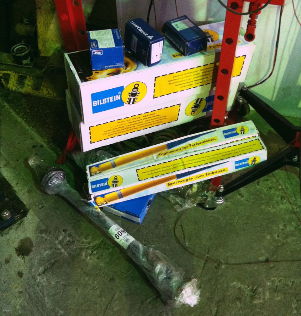 Замена приводов, рулевых тяг и посещение 3D стенда сход-развала ...