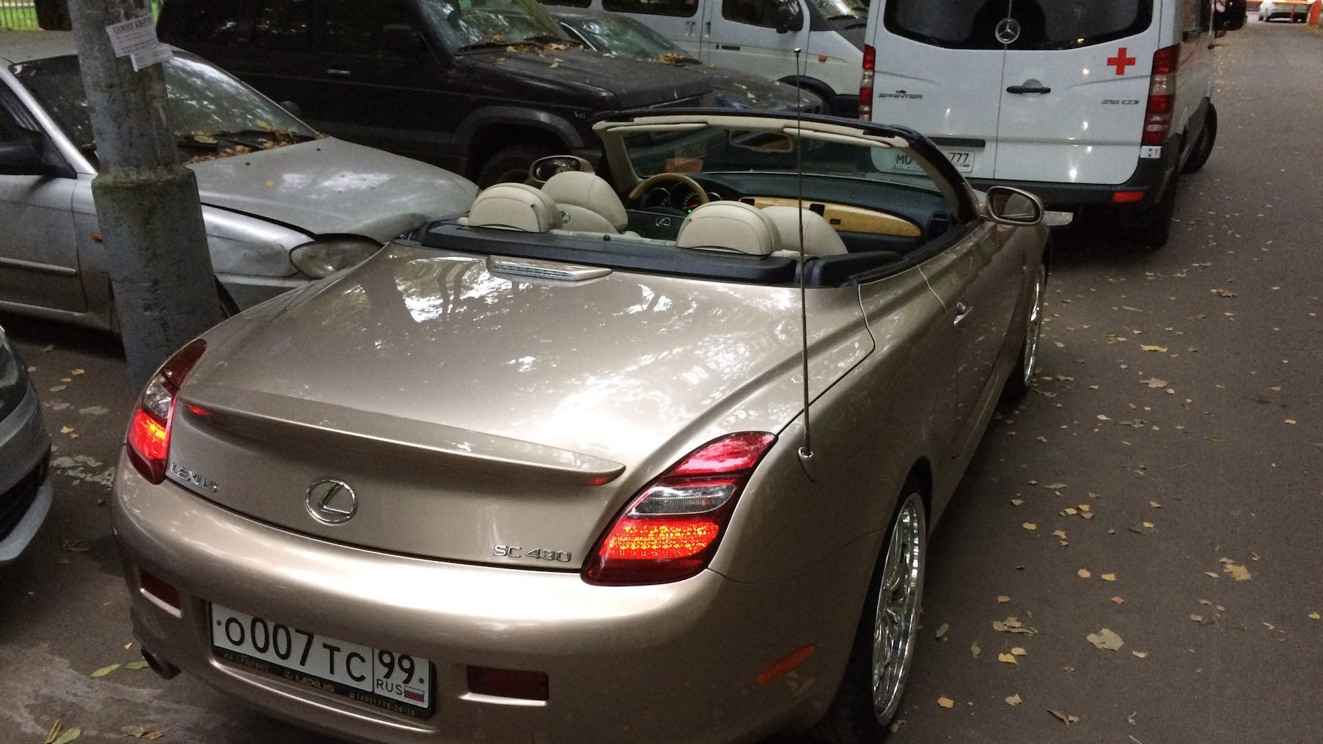 Lexus sc440 Roadster