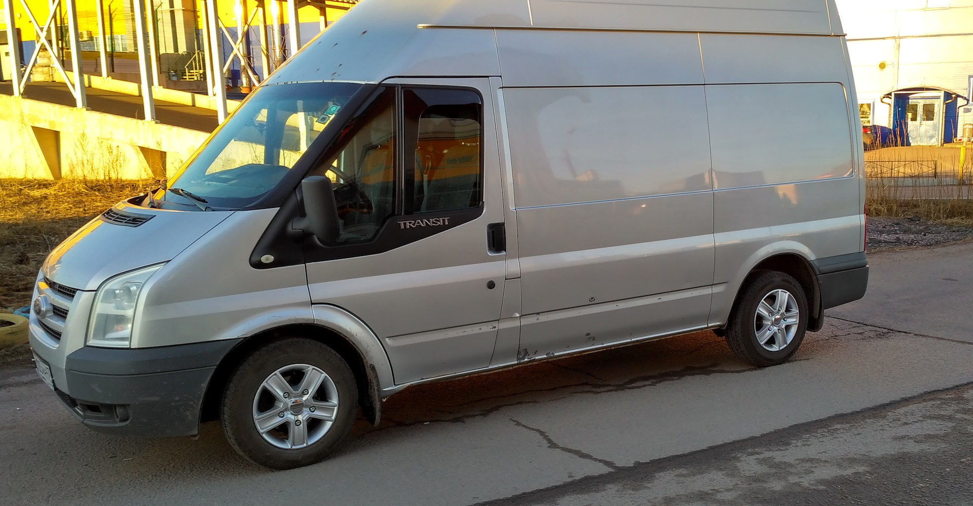 Так лучше. Литые диски. — Ford Transit (7G), 2,2 л, 2008 года | колёсные  диски | DRIVE2