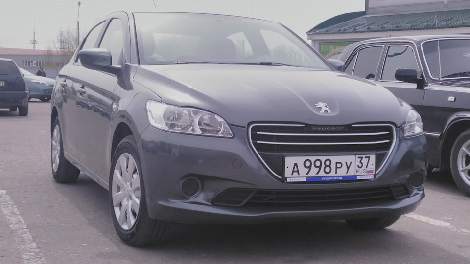Peugeot 301 🚓 Grey Matter