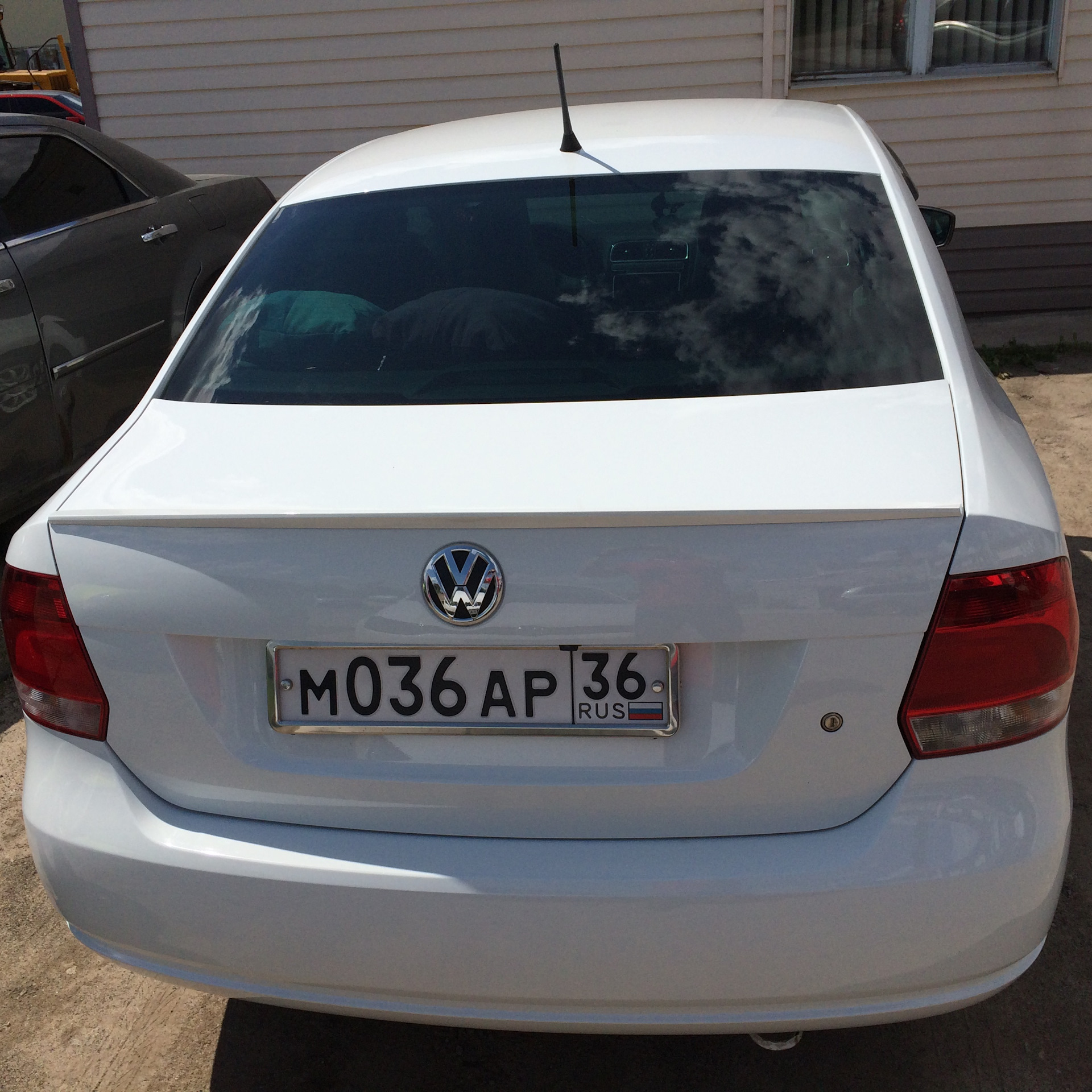 Лип спойлер Volkswagen Polo