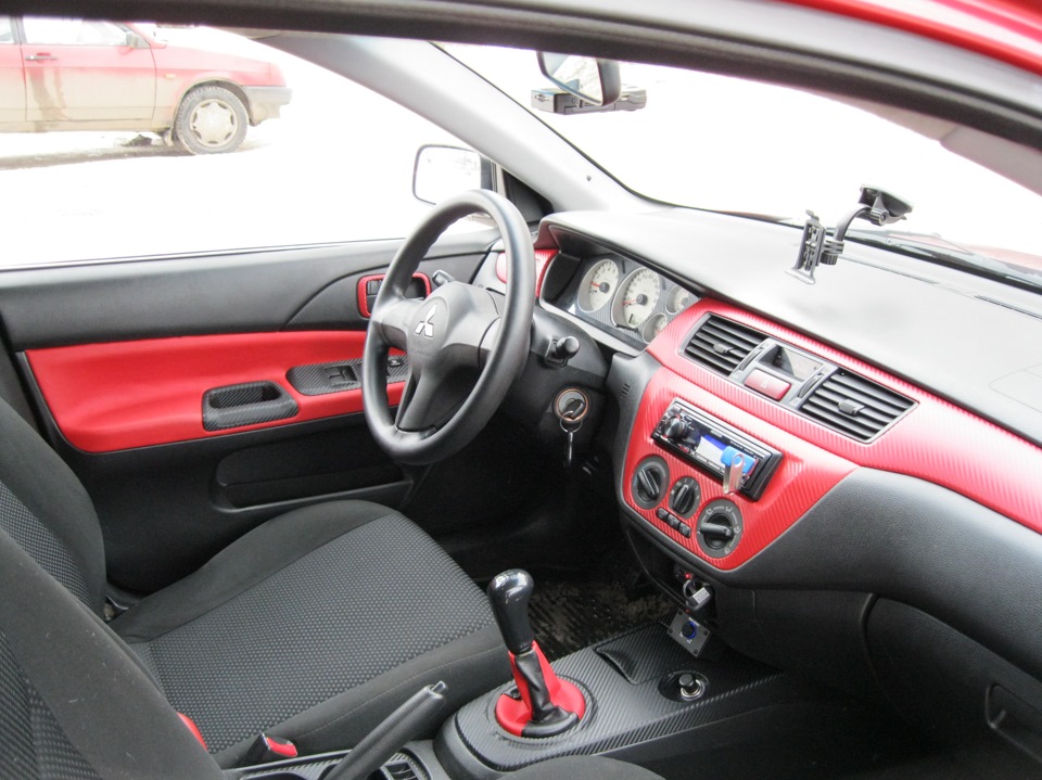 Лансер 9 салон. Mitsubishi Lancer 9 Interior Tuning. Lancer 9 1.6 салон.