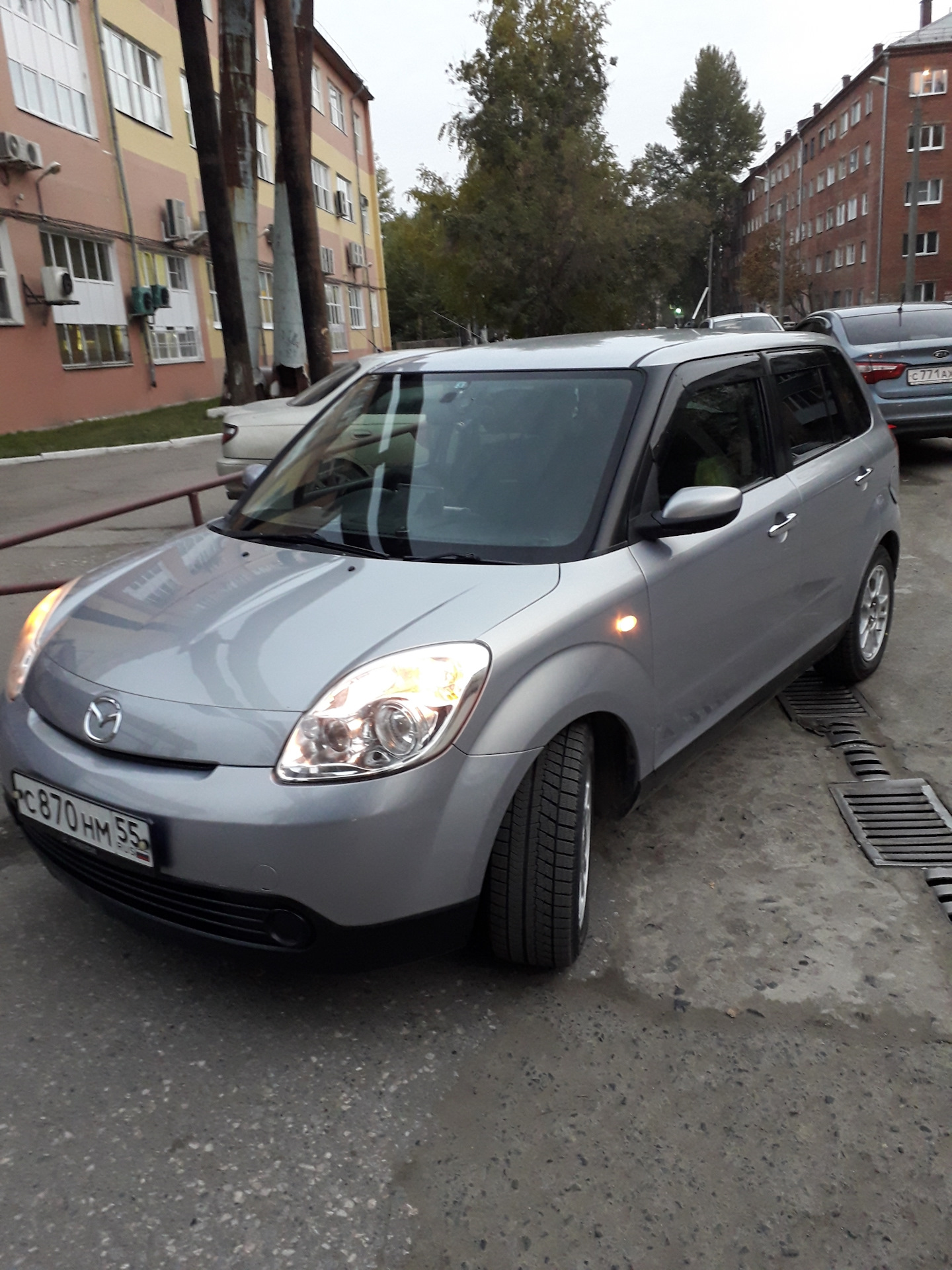 Mazda verisa. Mazda Verisa 2006. Mazda Verisa 2008. Мазда Вериса 2006 год. Мазда Вериса 2008 год.