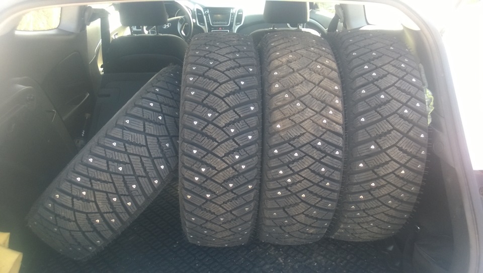 Шины goodyear ultragrip arctic 2. Goodyear ULTRAGRIP Arctic 2 SUV. Ultra Grip 500 Ice Arctic. Goodyear Ultra Grip 9+. Goodyear шины зимние 2013 года.