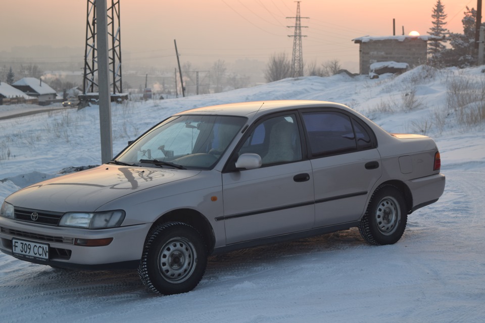 Toyota Corolla 1992 1995 седан