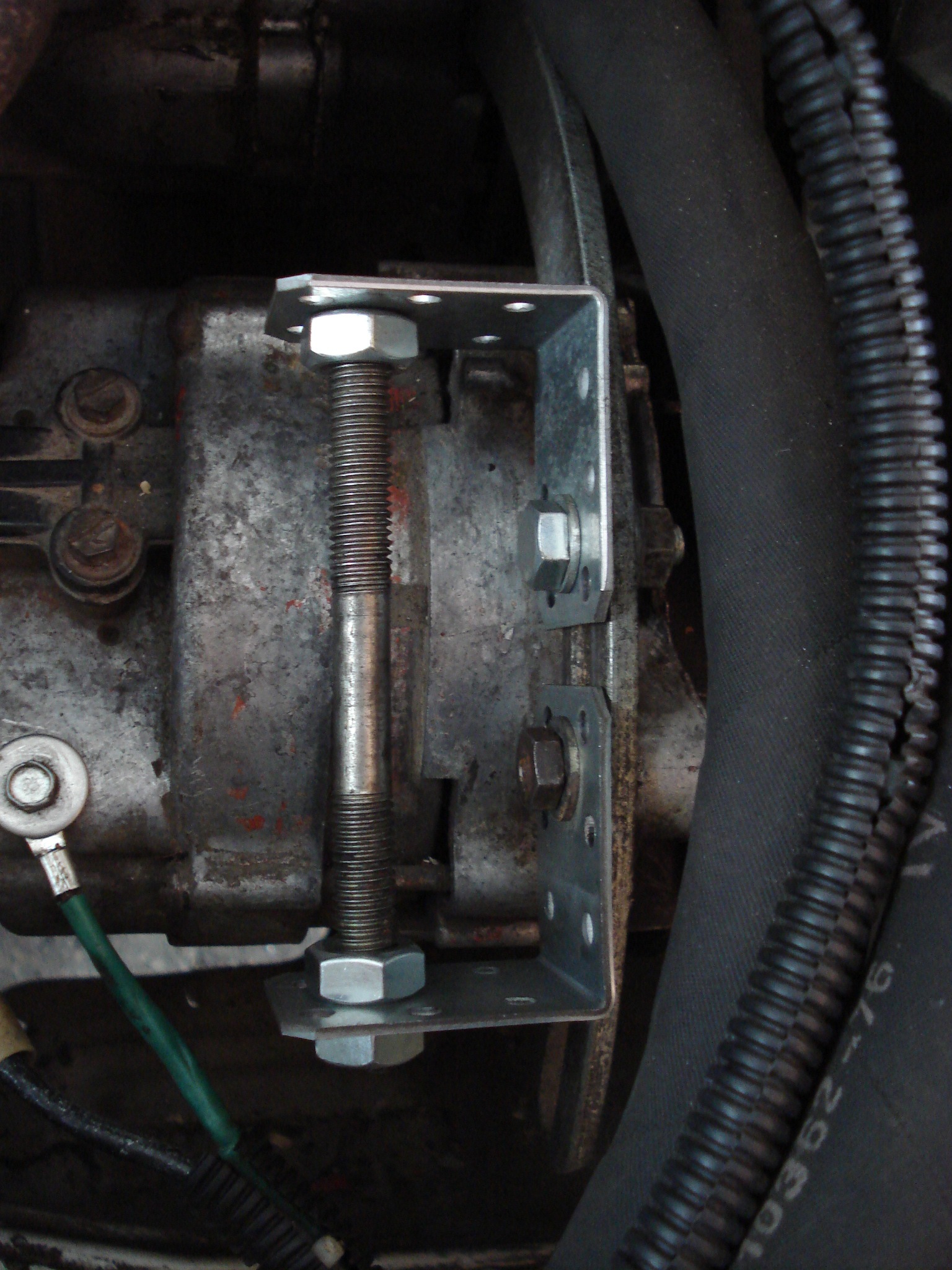 Натяжение генератора шпилькой — ГАЗ 2410, 4,3 л, 1991 года | тюнинг ...