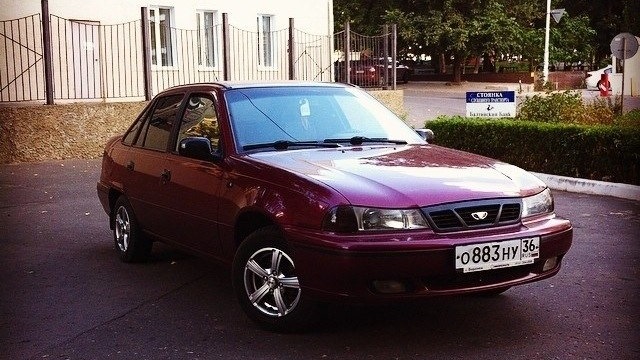 Daewoo Nexia 2 вишня