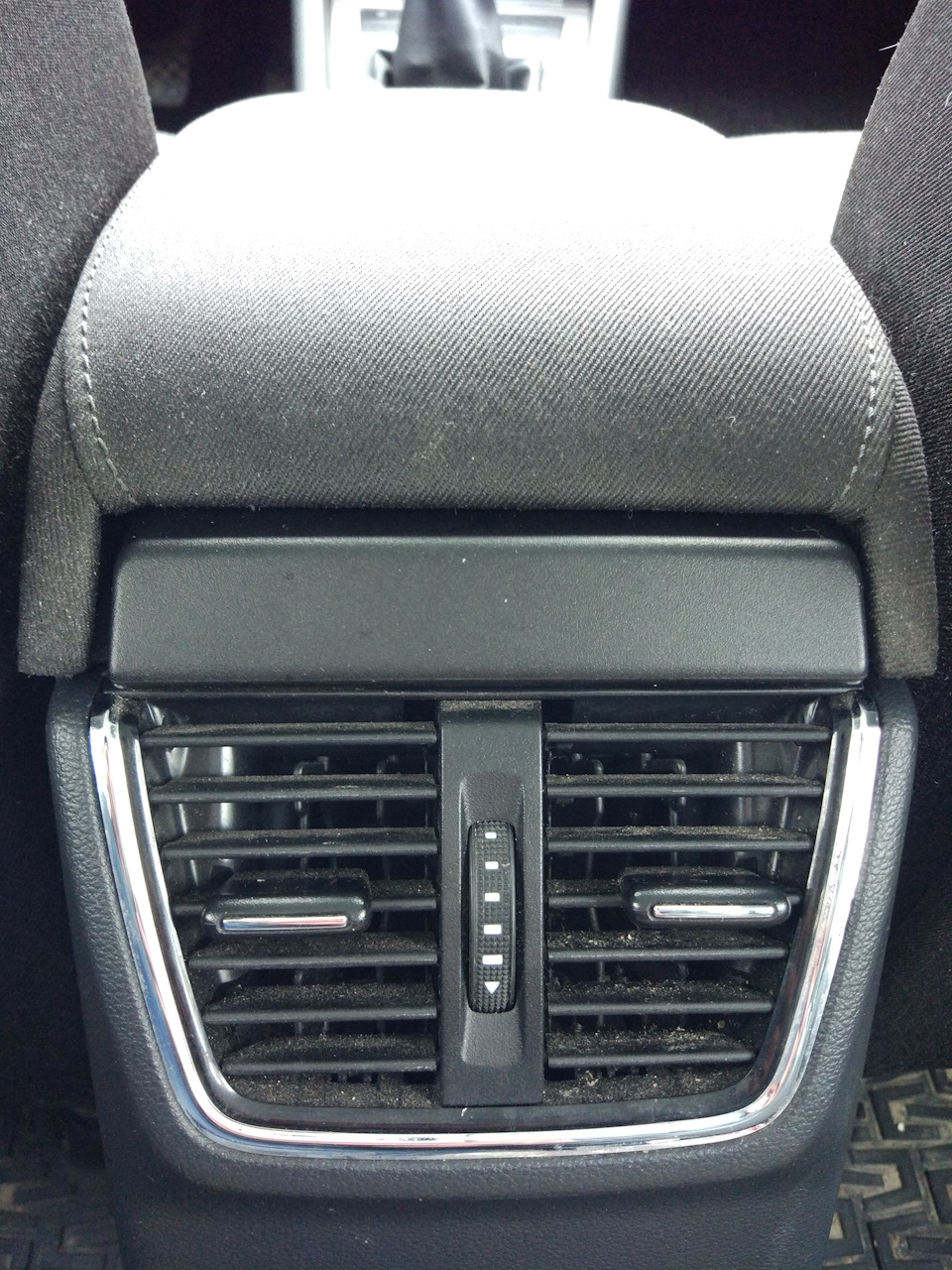Дефлектор шкода октавия а7 как снять Установка USB зарядки в подлокотник от Skoda Octavia A7Fl - Skoda Octavia A7 Mk3