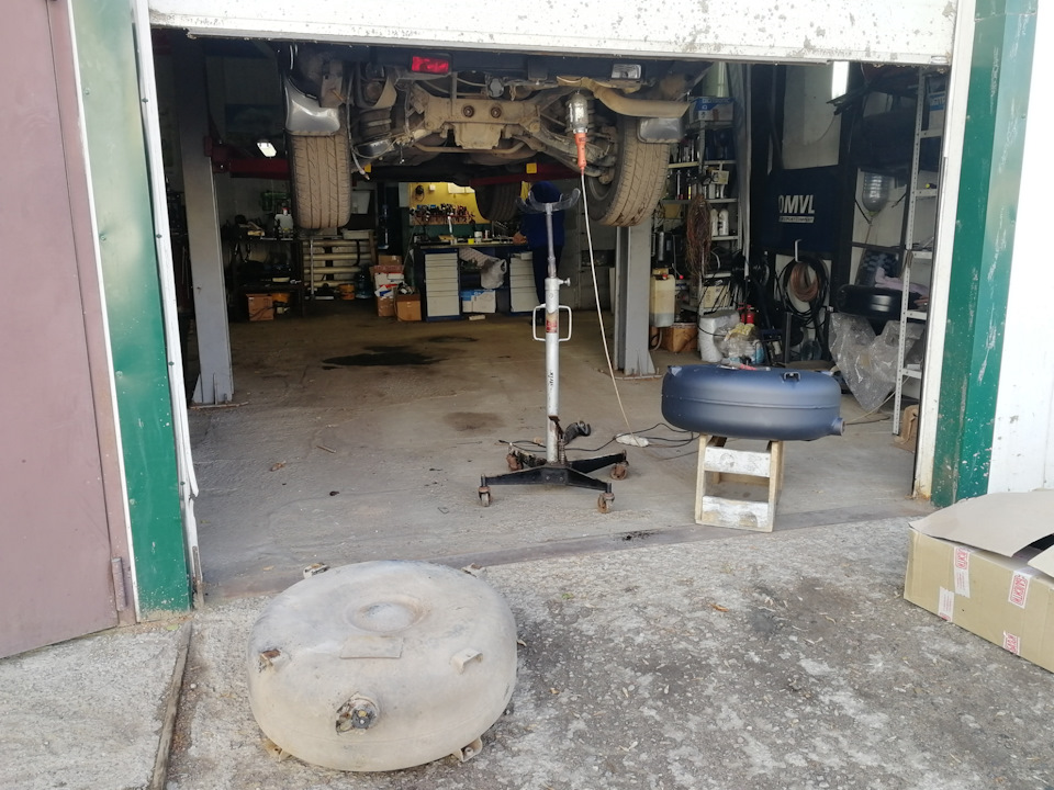 Узаконил ГБО, вышли из сумрака — Infiniti QX (2G), 5,6 л, 2008 года ...