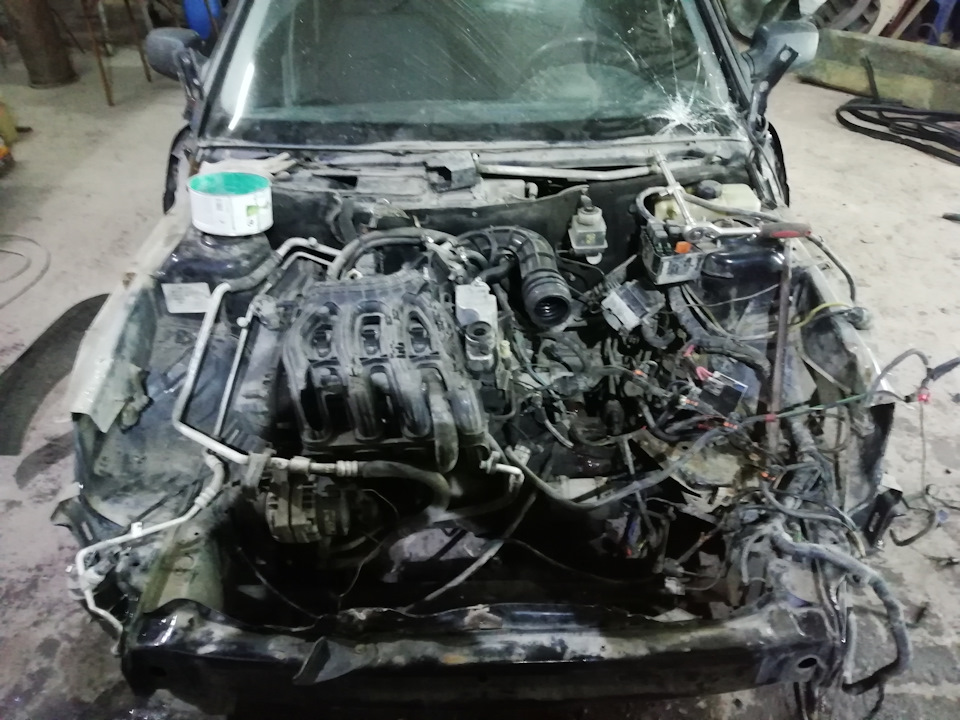 Разборка передней части — Lada Приора хэтчбек, 1,6 л, 2008 года ...