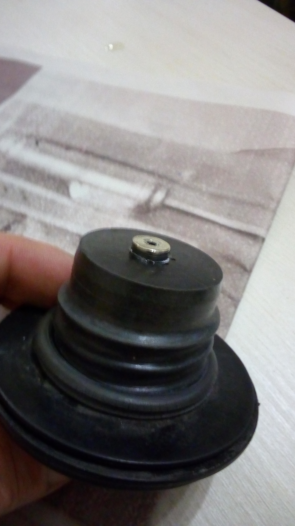 Крышка бака . — Lada Калина 2 универсал, 1,6 л, 2015 года | тюнинг | DRIVE2