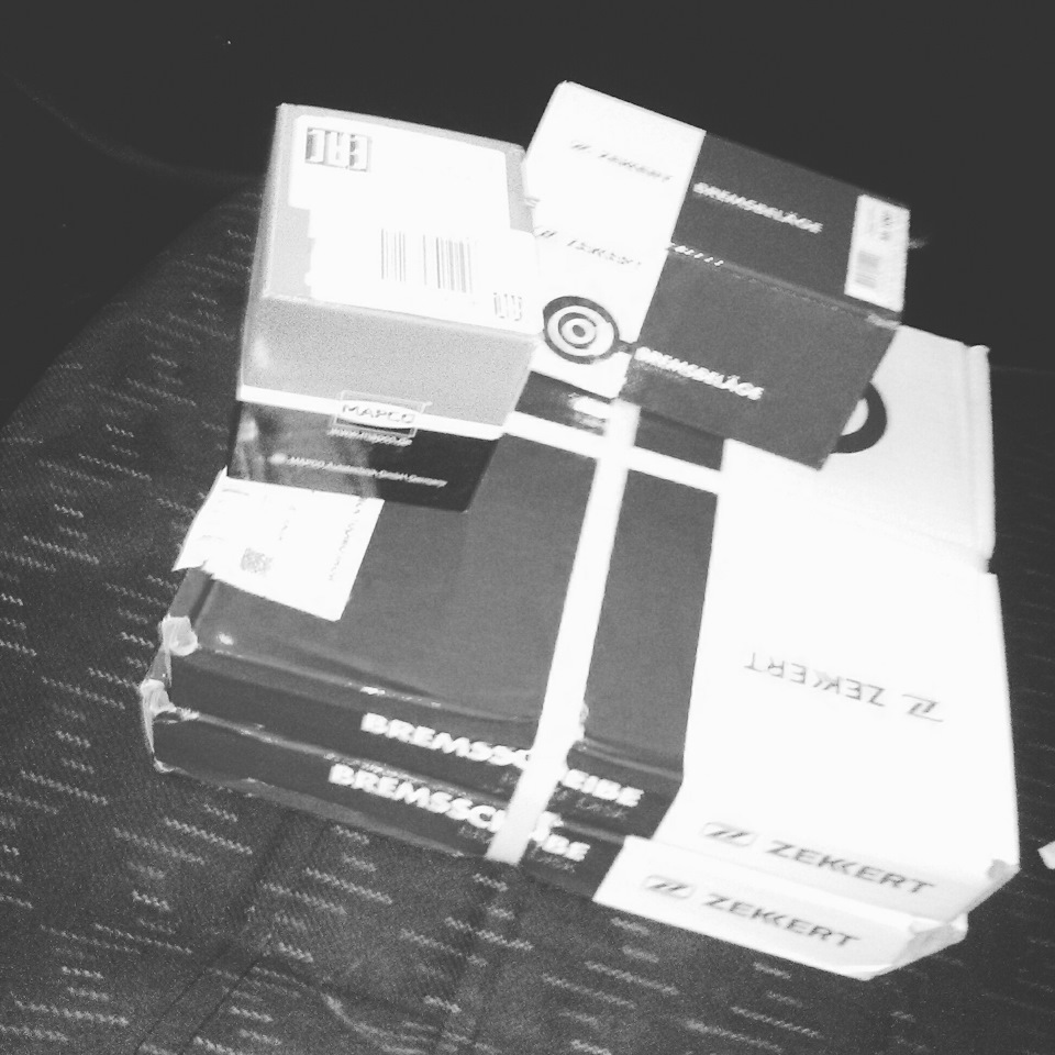 Подарочки для любимой — Volkswagen Golf Mk3, 1993 года запчасти DRIVE2