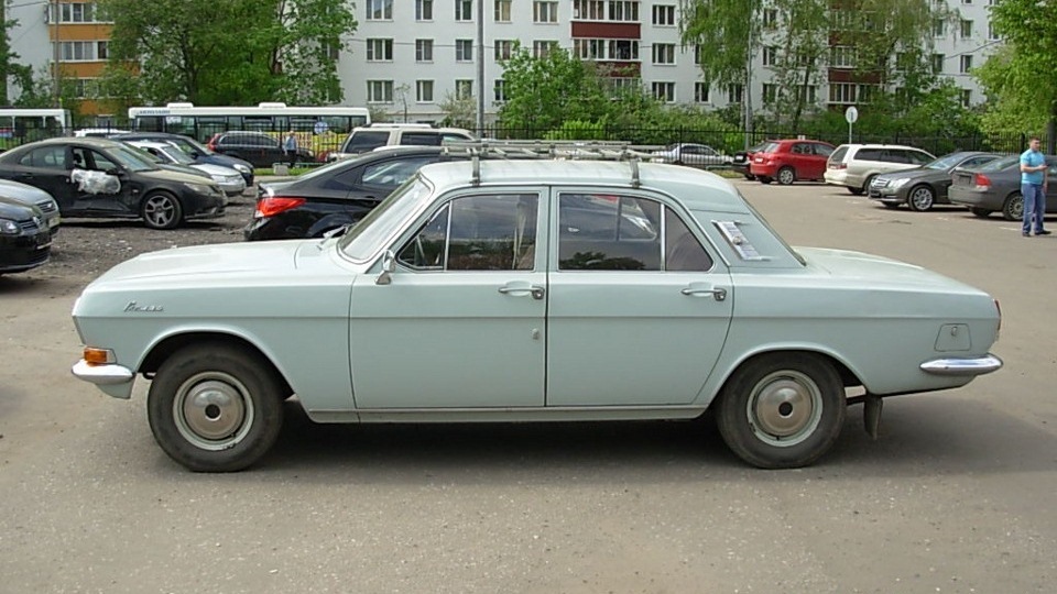 С чего срисована волга