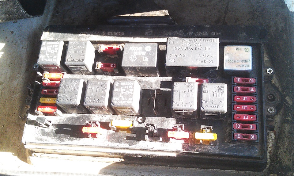 Не заводится двигатель — Москвич 2141, 1,5 л, 1991 года | электроника ...