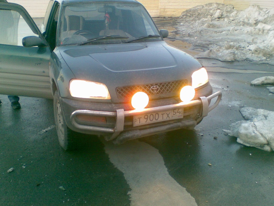 туманки ОСВАР — Toyota RAV4 (I), 2 л, 1994 года | просто так | DRIVE2