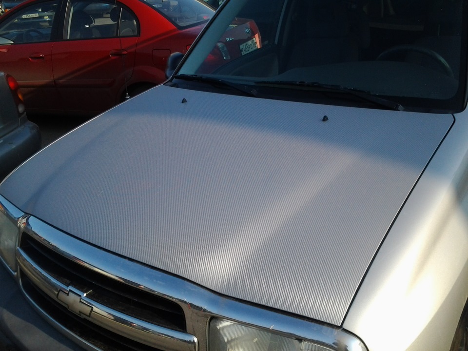 Карбон в цвет машины — Chevrolet Tracker II, 2 л, 2003 года | тюнинг ...