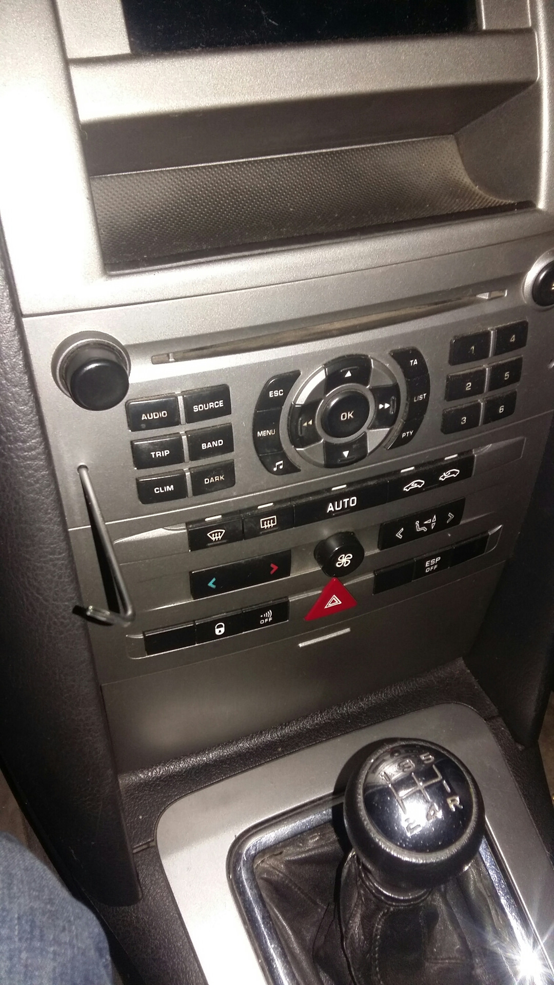 Подключение AUX — Peugeot 407, 1,8 л, 2004 года | электроника | DRIVE2