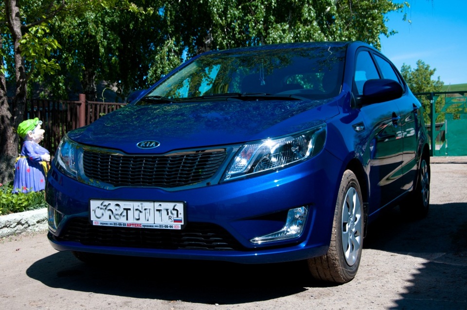 Kia Rio 2014 синяя