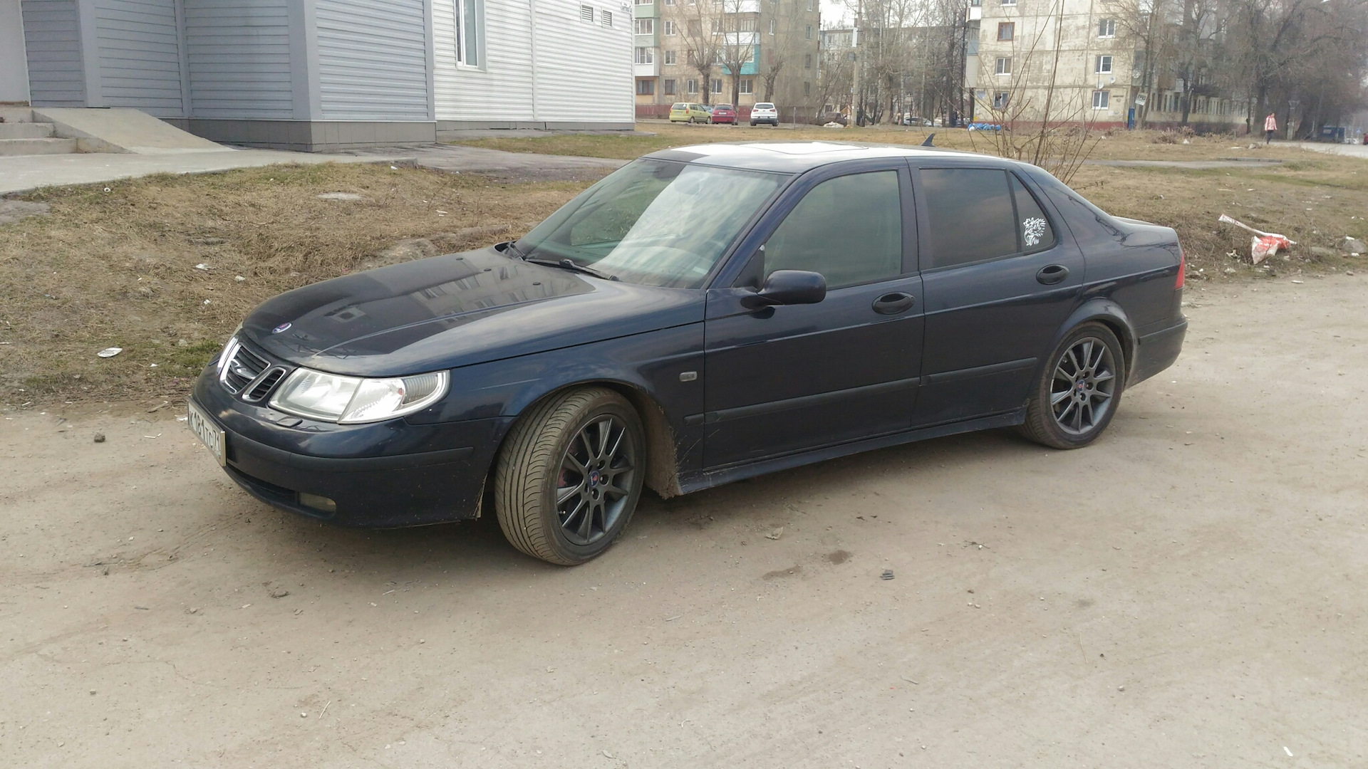 Серый Saab 9 5 диски антрацит