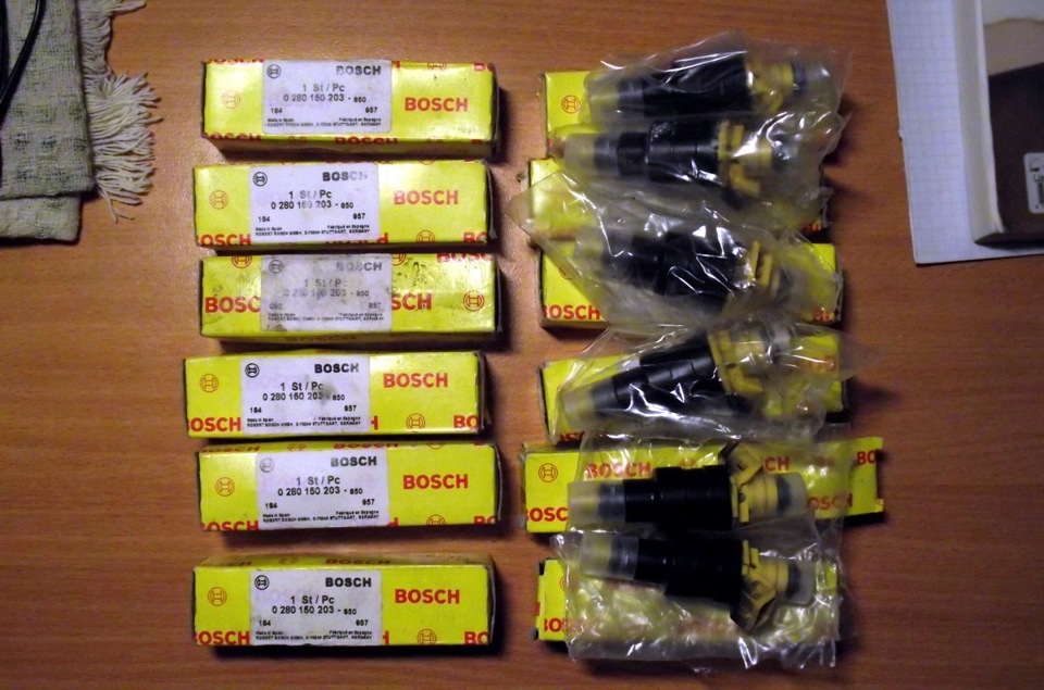 Фото в бортжурнале Opel Rekord E. Запчасти на фото: 0280150203, B50