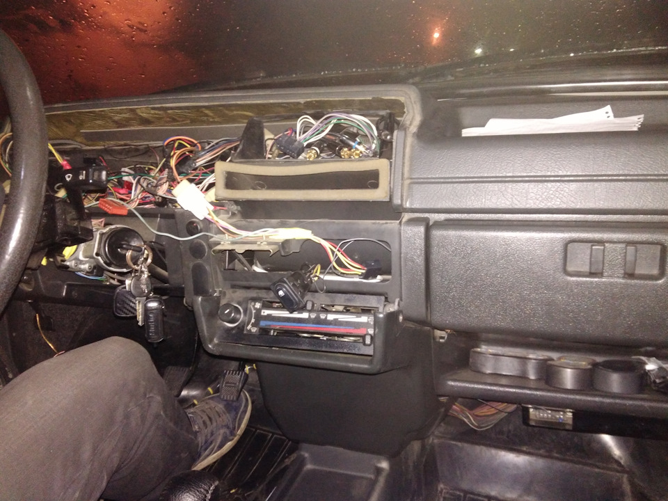 Накинул приборку — Lada 21099