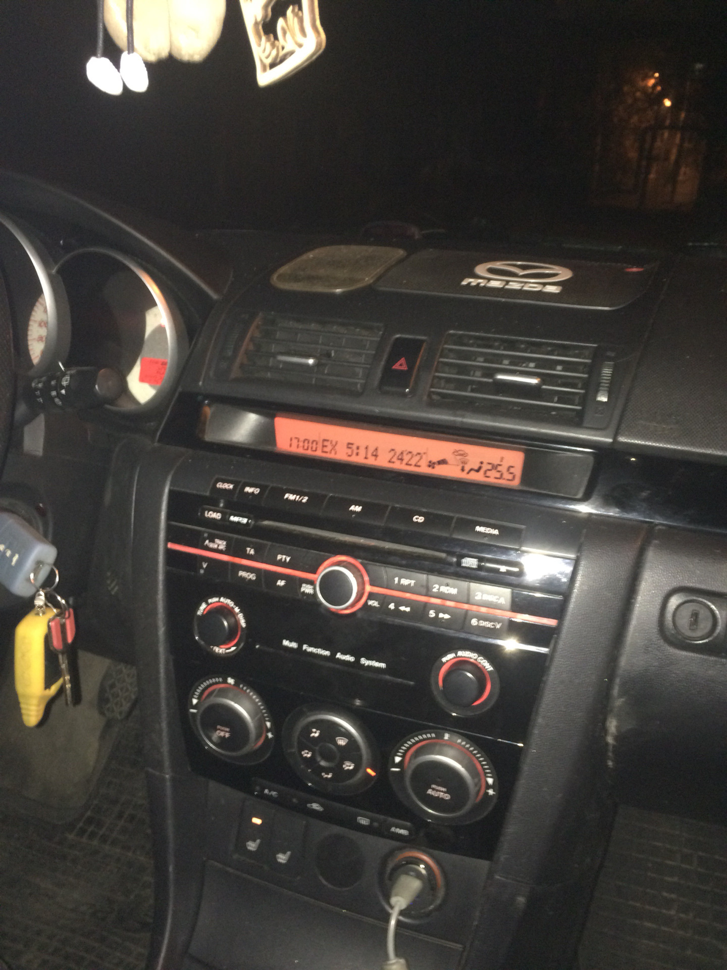 Как снять климат мазда 3 Как поставить климат в мазда 3 bk - Mazda 3 (1G) BK, 1,6 л, 2008 года своими рук