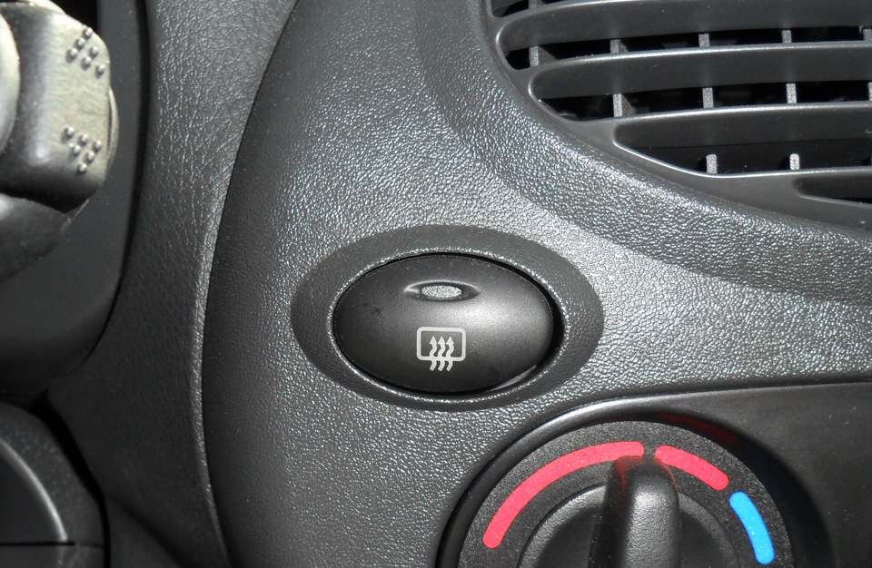 Кнопки на ладу калину 1. Кнопки калина 1. Пересвет кнопок калина 1. Кнопка автосвет калина 1. Кнопки на ладу калину 1.