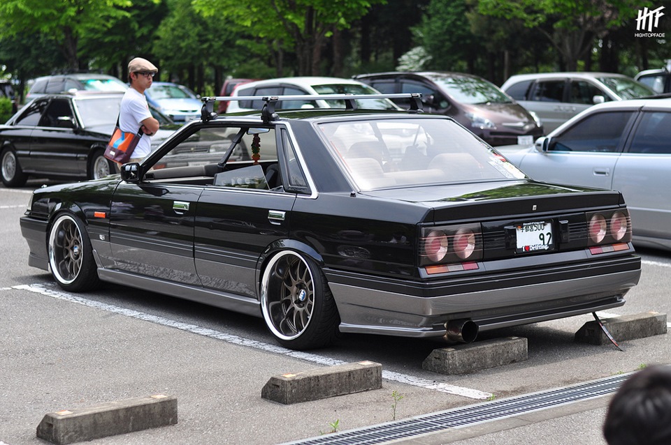 nissan skyline 31