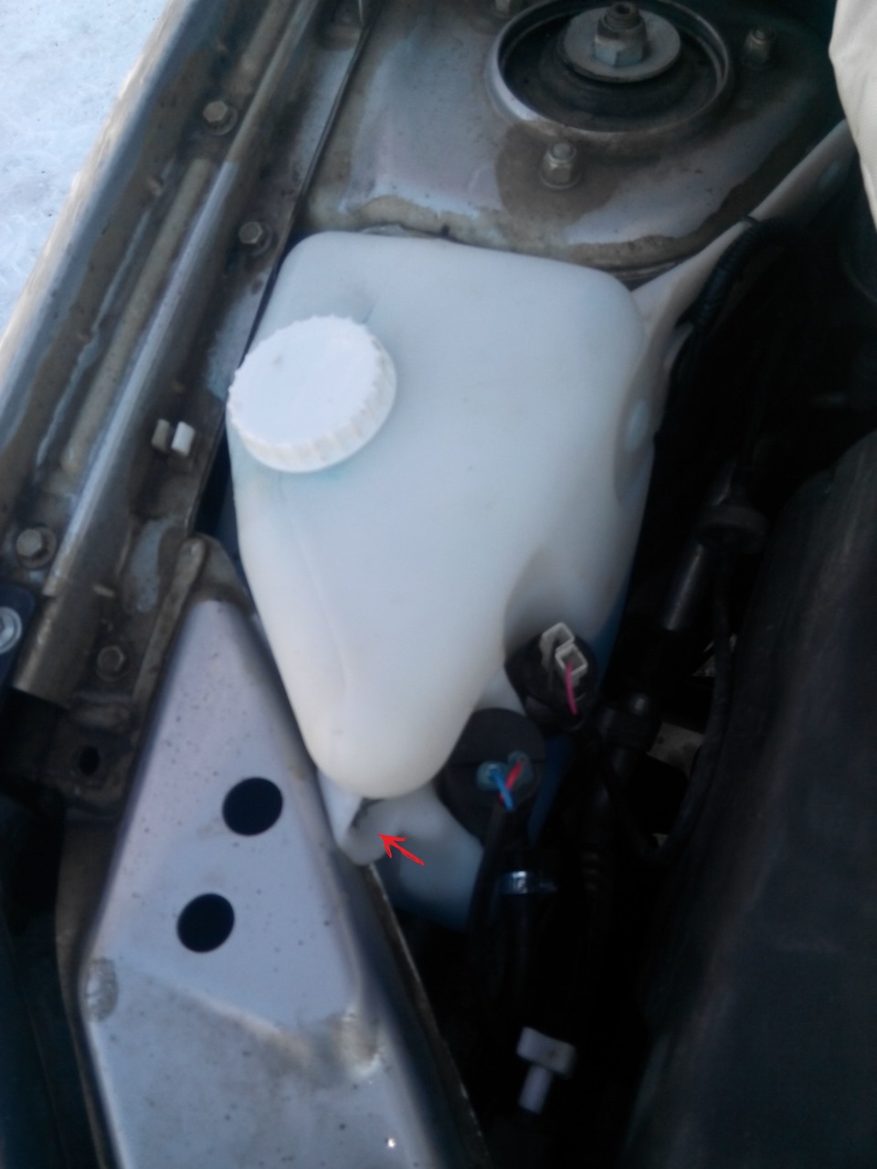 омыватель фар — Lada Гранта (1G), 1,6 л, 2013 года | тюнинг | DRIVE2