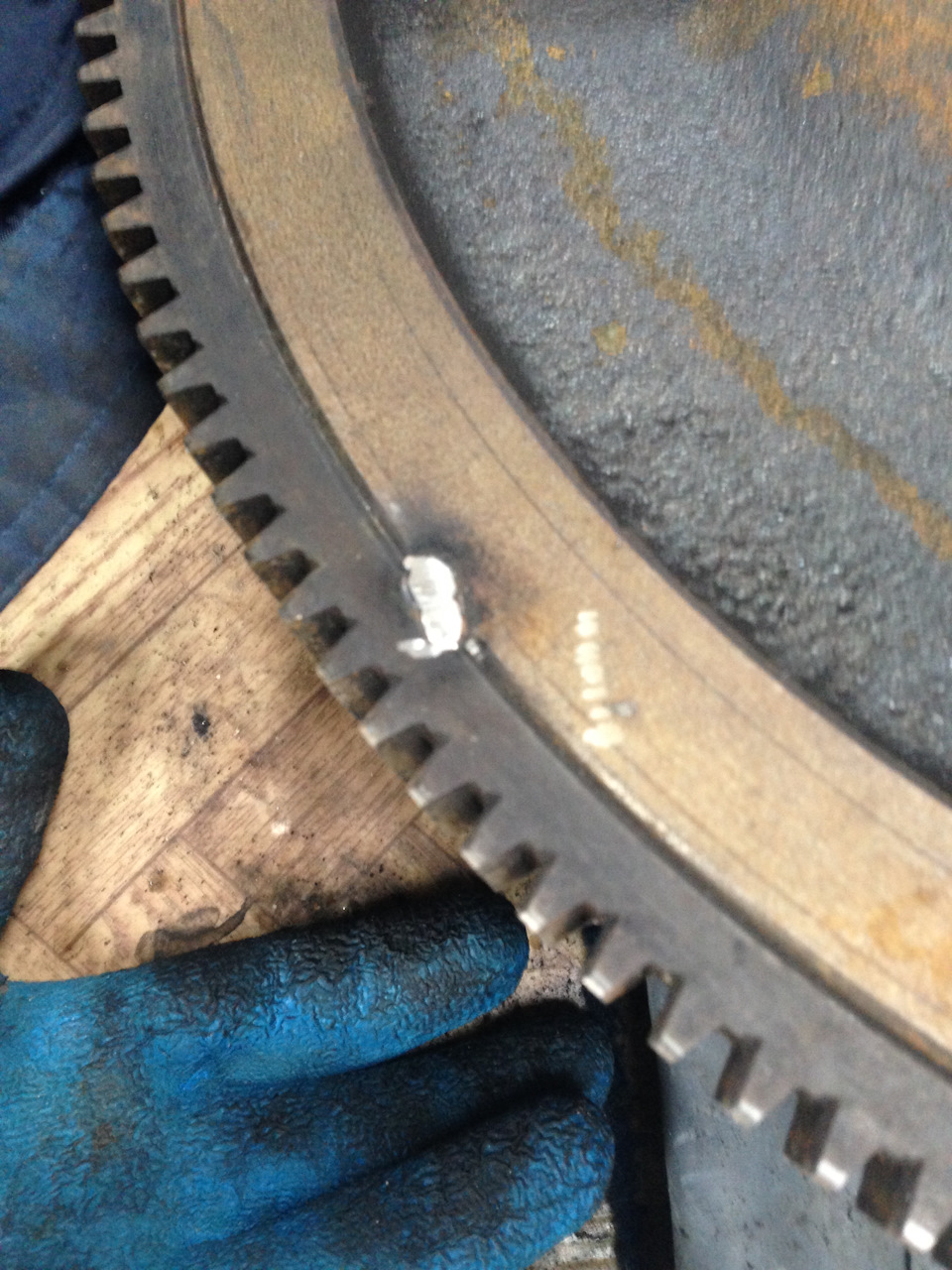 4 — КАМАЗ Золотарь