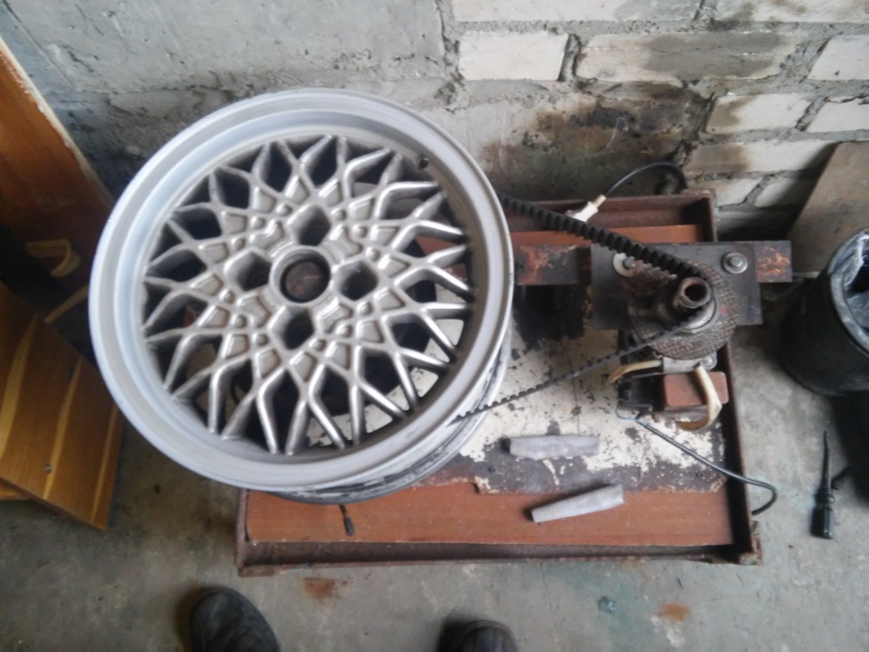 Станок для полировки дисков — Volkswagen Passat Variant (B4), 1,6 л ...
