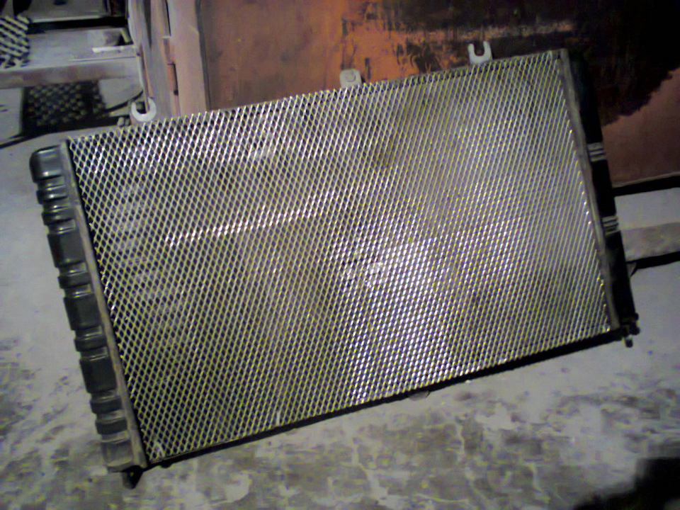 Радиатор с приоры на 2103 — Lada 21033, 1,6 л, 1977 года | тюнинг | DRIVE2