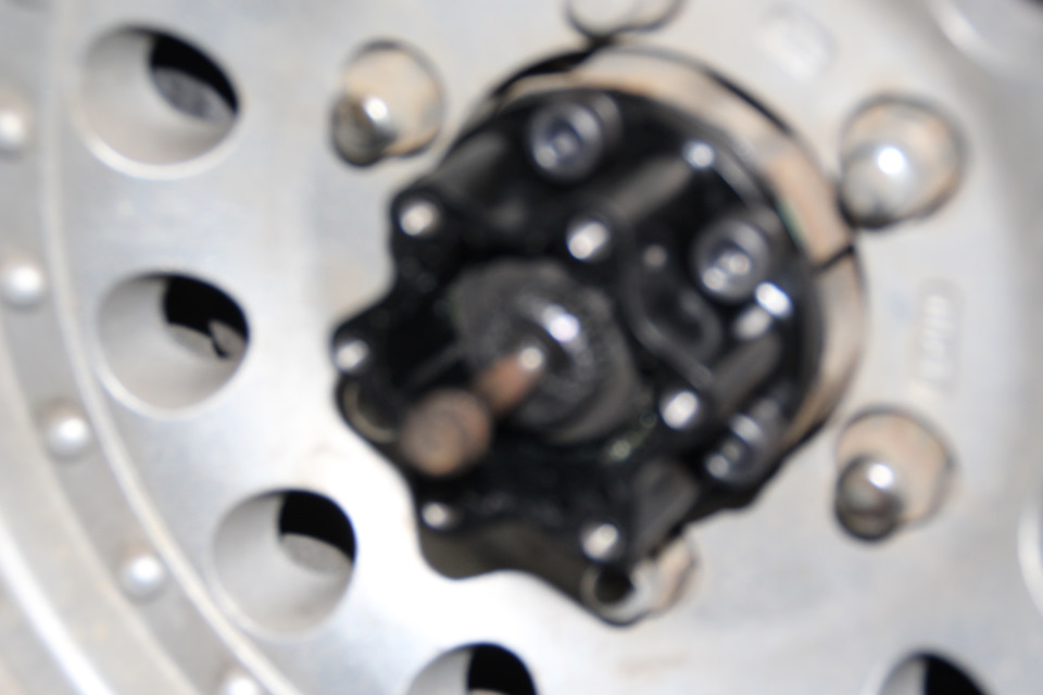 Устанавливая хабы РИФ потребовались регулировочные кольца, т.к. зазор между хабом и стопорным кольцом оказался 2мм. Убрал 2-мя регулировочными кольцами по 1,0мм. — ТагАЗ Tager 3D