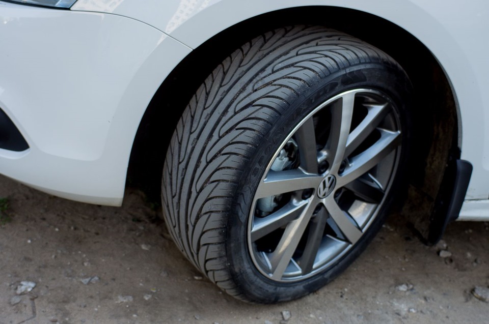 Cordiant 215 50 r17. 225/45 R17 BS. Фольксваген Джетта 6 резина 205/50 r17. Резина 225/45 r18 гольф 7.