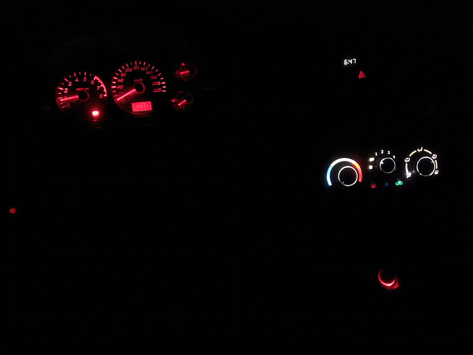 f4g585s 960 замена лампочки номера лансер 9